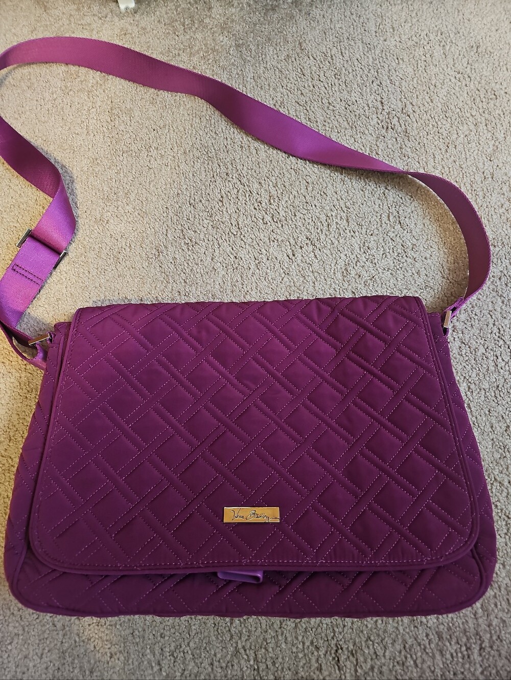 Vera Bradley MAGENTA  Quilted 16" Laptop Bag Messenger Computer Travel